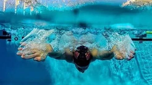 范德安游泳技巧分享：关键在于增加动力和减少阻力